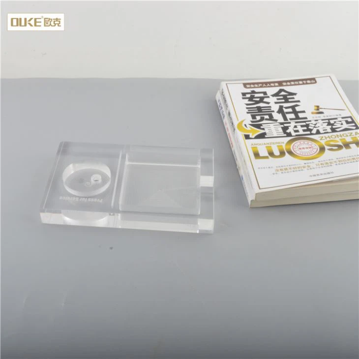 New Design Clear Cheap Acrylic Ashtray